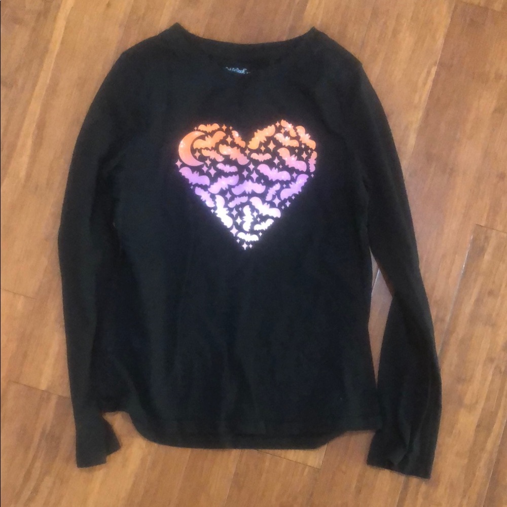 Cat & Jack Black Long Sleeve Tee with Heart Graphic (Halloween themed)